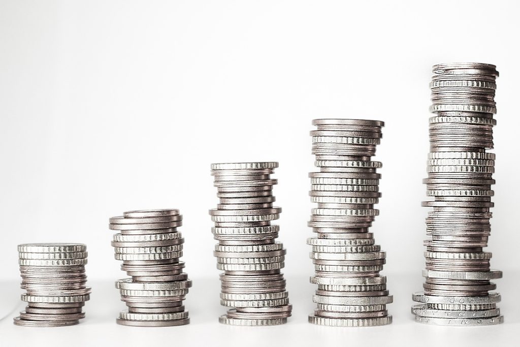 5 stacks of coins.